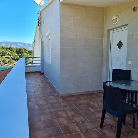 Apartment Habek 1 Vrboska