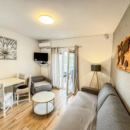 Apartment Habek 1 *